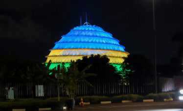 Rwanda–Uganda Primate & Big Game Safari